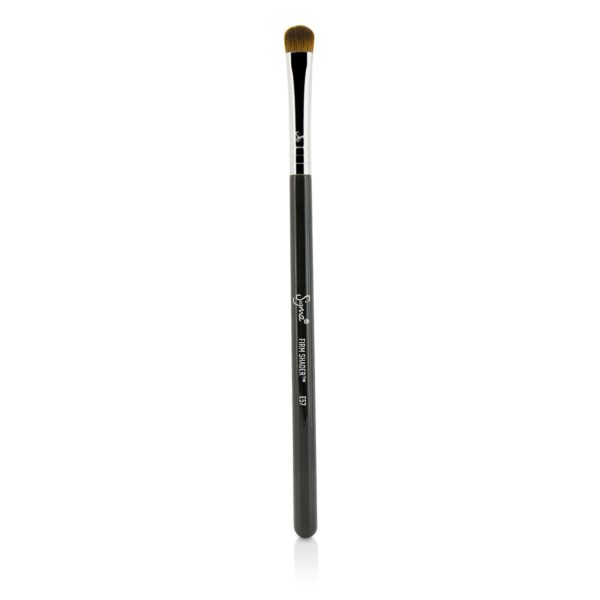 E57 Firm Shader Brush